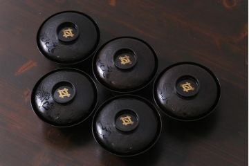 和製アンティーク　蒔絵　鴨　和モダンな蓋付き椀5つセット(お椀、漆器)(2)