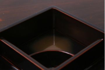 昭和中期　外箱付き　木曽平沢塗　木製　秋の七草　秋草蒔絵の富貴重3組(重箱、漆器)(2)