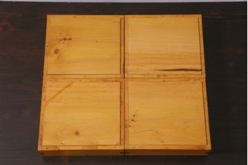 昭和初期　外箱付き　ヒノキ材　温かな色味の重箱(お重)