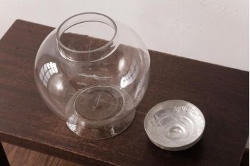 アンティーク雑貨　昭和レトロ　ふっくらとしたフォルムが可愛らしい地球瓶(ガラス瓶、ガラスビン)(3)