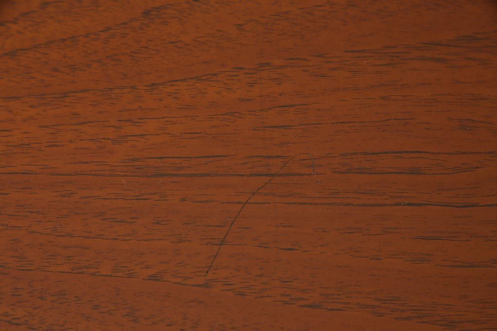 ヴィンテージ家具　北欧ビンテージ　チーク材　あたたかな空間作りにぴったりのリビングボード(サイドボード、収納棚)