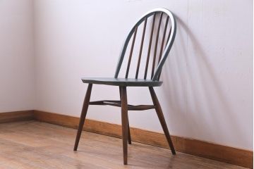 ペイント家具　ERCOL(アーコール)　アースカラーが優しげな雰囲気醸し出すウィンザーダイニングチェア(椅子)
