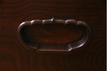 アンティーク雑貨　和製アンティーク　ケヤキ材　猫板付き　漆塗りが上質な和の空間を演出する長火鉢(木製火鉢)