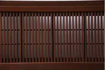 昭和初期　腰板ケヤキ材　裏障子の付いた格子帯戸2枚セット(ガラス帯戸、引き戸、建具)(1)