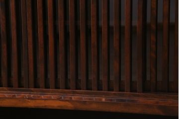 中古　九州民芸家具　和モダンなデザインが目を惹くサイドボード(収納棚、食器棚)