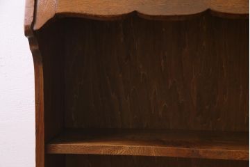 アンティーク家具　イギリスアンティーク　オーク材　コンパクトな大きさが取り入れやすいビューロー(簿記机、収納棚)