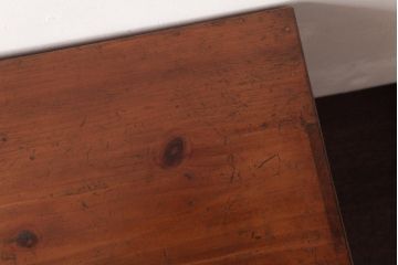 レトロ家具　昭和レトロ　卓上サイズが可愛らしい扉付き書類ケース(戸棚)