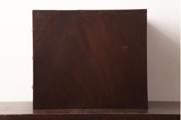 アンティーク家具　和製アンティーク　総ケヤキ材　堂々とした風格のある小引き出し(小物収納、卓上収納)