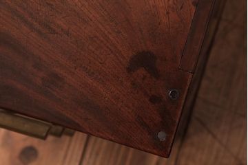 アンティーク家具　和製アンティーク　総ケヤキ材　堂々とした風格のある小引き出し(小物収納、卓上収納)