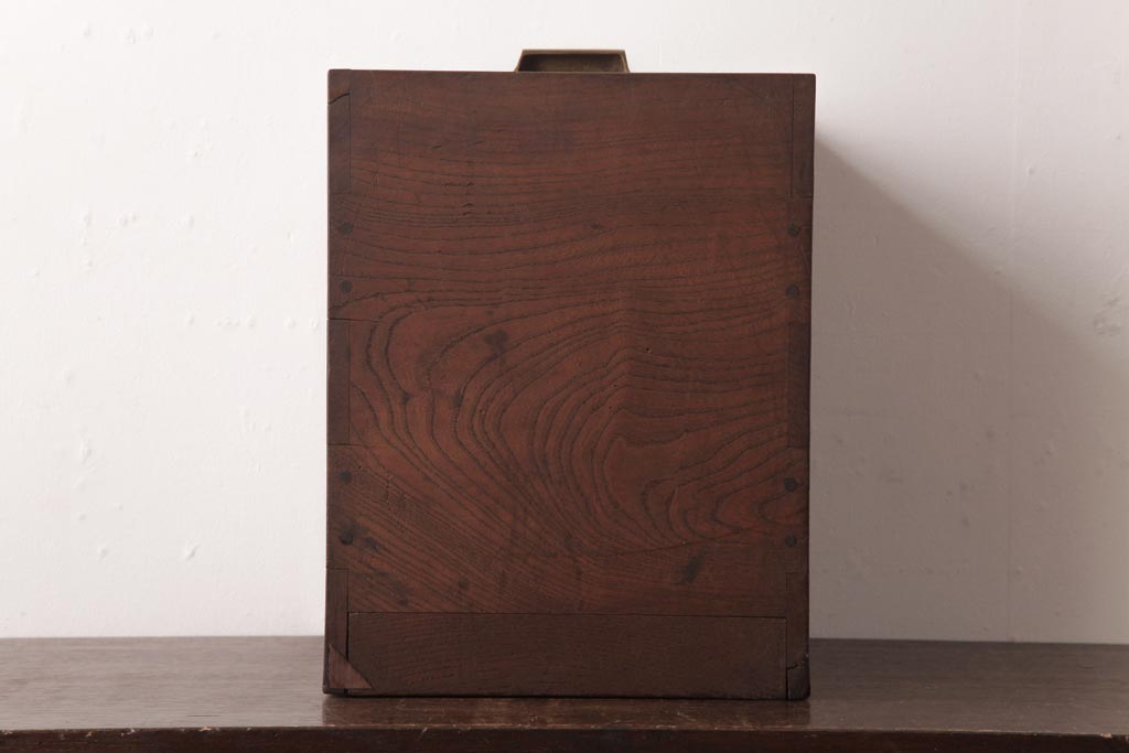 アンティーク家具　和製アンティーク　総ケヤキ材　堂々とした風格のある小引き出し(小物収納、卓上収納)