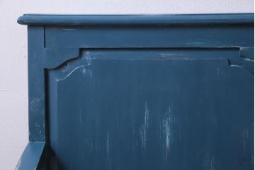 アンティーク家具　イギリスアンティーク　シャビーなペイントがおしゃれな木製ベンチ(2人掛け)