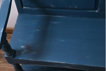 アンティーク家具　イギリスアンティーク　シャビーなペイントがおしゃれな木製ベンチ(2人掛け)