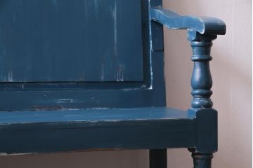 アンティーク家具　イギリスアンティーク　シャビーなペイントがおしゃれな木製ベンチ(2人掛け)