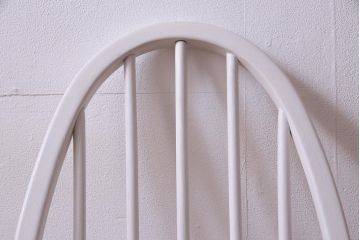 ヴィンテージ家具　ビンテージ　ERCOL(アーコール)　ツートンカラーがおしゃれなナチュラルペイントのクエーカーチェア(椅子)(2)