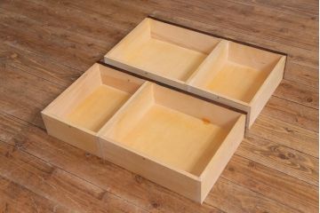 中古　北海道民芸家具　#138　落ち着いた色味のクラシカルなサイドボード(キャビネット、収納棚、戸棚)(2)