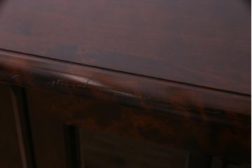 中古　北海道民芸家具　#138　落ち着いた色味のクラシカルなサイドボード(キャビネット、収納棚、戸棚)(2)