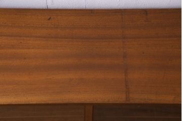 ヴィンテージ家具　北欧ビンテージ　チーク材　シンプルでレトロなガラス引き戸のキャビネット(本箱、ブックケース、サイドボード、飾り棚)