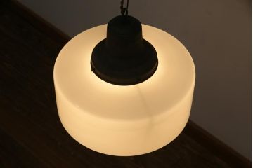 昭和レトロ　戦前　どっしりとしたブラケットのペンダントライト(天井照明、吊り下げ照明)