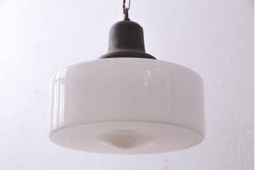 昭和レトロ　戦前　どっしりとしたブラケットのペンダントライト(天井照明、吊り下げ照明)