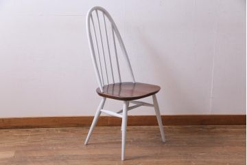 ヴィンテージ家具　ビンテージ　ERCOL(アーコール)　コントラストが目を引くペイントクエーカーチェア(椅子)(3)