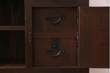 アンティーク家具　和製アンティーク　明治期　ヒノキ材　バランスのとれたデザインが品のある帳場箪笥(収納棚、戸棚、時代箪笥)