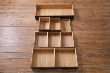 アンティーク家具　和製アンティーク　明治期　ヒノキ材　バランスのとれたデザインが品のある帳場箪笥(収納棚、戸棚、時代箪笥)