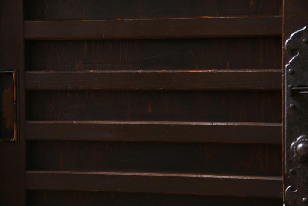 アンティーク家具　和製アンティーク　明治期　ヒノキ材　バランスのとれたデザインが品のある帳場箪笥(収納棚、戸棚、時代箪笥)