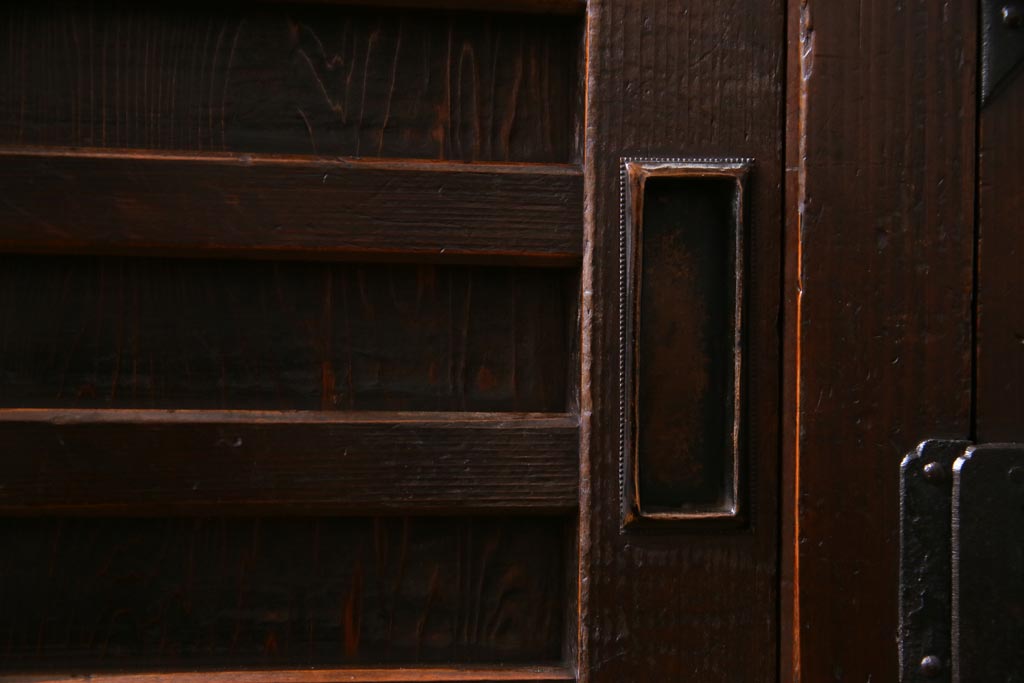 アンティーク家具　和製アンティーク　明治期　ヒノキ材　バランスのとれたデザインが品のある帳場箪笥(収納棚、戸棚、時代箪笥)