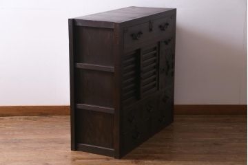 アンティーク家具　和製アンティーク　明治期　ヒノキ材　バランスのとれたデザインが品のある帳場箪笥(収納棚、戸棚、時代箪笥)