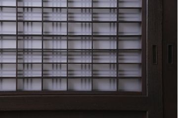和製アンティーク　板ガラス裏障子留め　格子縞がレトロモダンな組子帯戸2枚セット(板戸)