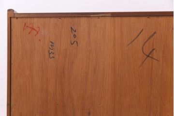ヴィンテージ家具　イギリスビンテージ　nathan社(ネイサン)　チーク材　十字の扉が目を引くリビングボード(収納棚)