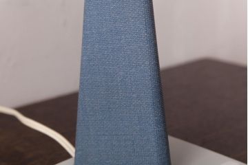 中古　シンプルモダンな東芝蛍光灯明規スタンドFO-5518(デスクライト)