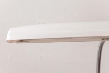 中古　シンプルモダンな東芝蛍光灯明規スタンドFO-5518(デスクライト)