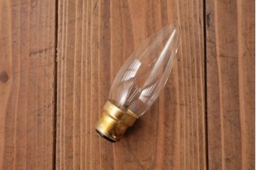 イギリスアンティーク　アイアン製　ガラスを通した光がおしゃれなハンギングランプ(吊り下げ照明)(1)