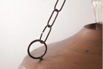 イギリスアンティーク　アイアン製　ガラスを通した光がおしゃれなハンギングランプ(吊り下げ照明)(2)