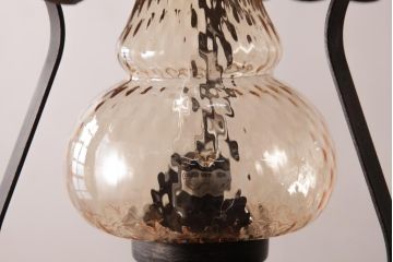 イギリスアンティーク　アイアン製　ガラスを通した光がおしゃれなハンギングランプ(吊り下げ照明)(2)