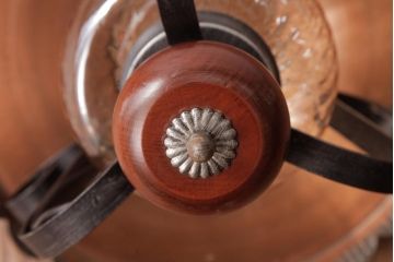 イギリスアンティーク　アイアン製　ガラスを通した光がおしゃれなハンギングランプ(吊り下げ照明)(2)