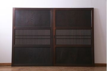 和製アンティーク　ケヤキ・杉材　堅牢な雰囲気が漂う障子帯戸2枚セット(板戸、引き戸、建具)(R-035999)