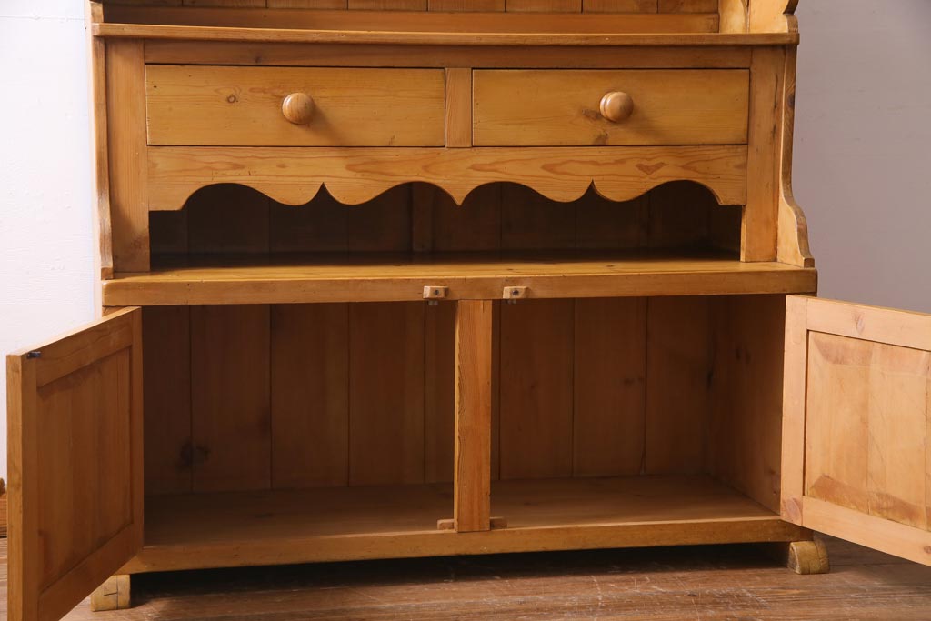 アンティーク家具　パイン材　カントリースタイルにぴったりのアンティークキッチンキャビネット(カップボード、重ね食器棚、収納棚)