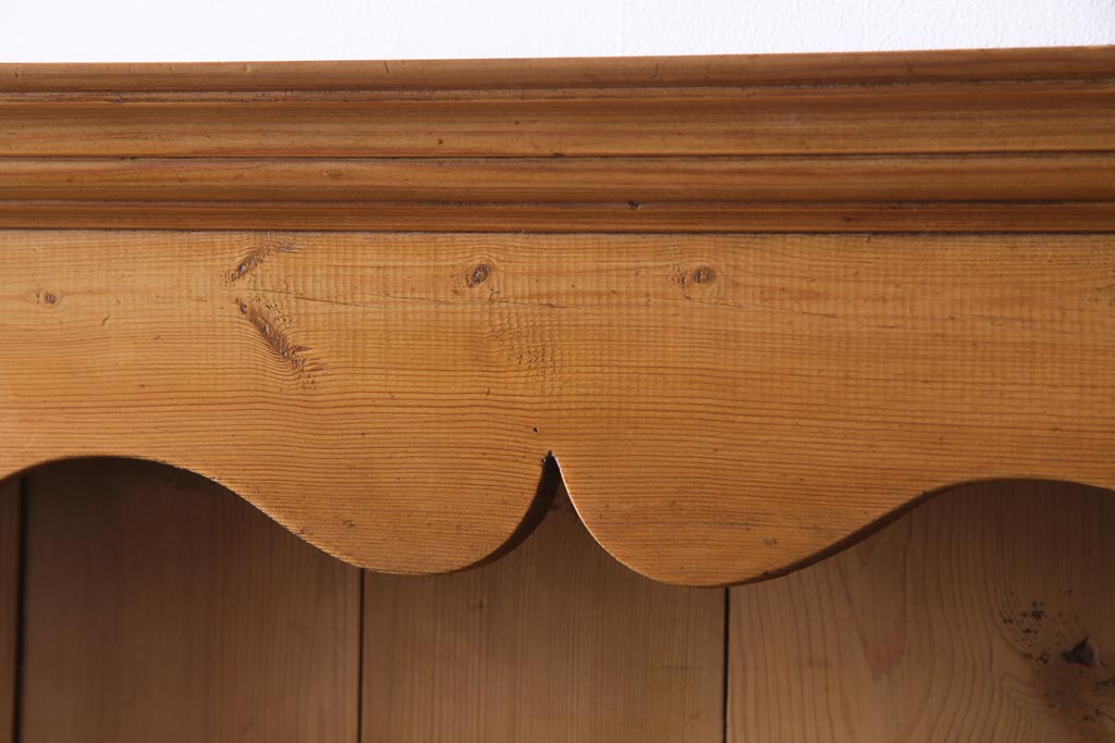 アンティーク家具　パイン材　カントリースタイルにぴったりのアンティークキッチンキャビネット(カップボード、重ね食器棚、収納棚)