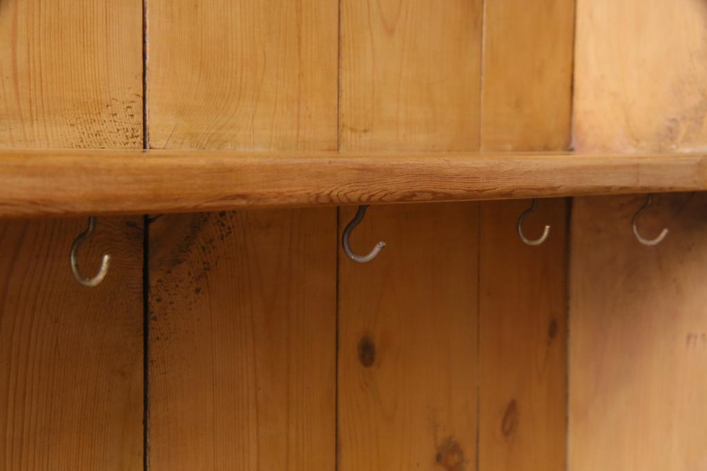 アンティーク家具　パイン材　カントリースタイルにぴったりのアンティークキッチンキャビネット(カップボード、重ね食器棚、収納棚)