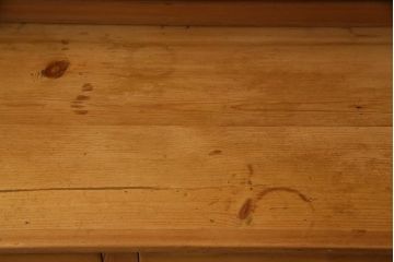 アンティーク家具　パイン材　カントリースタイルにぴったりのアンティークキッチンキャビネット(カップボード、重ね食器棚、収納棚)