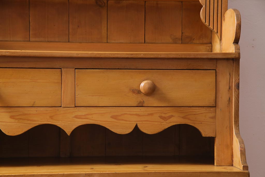 アンティーク家具　パイン材　カントリースタイルにぴったりのアンティークキッチンキャビネット(カップボード、重ね食器棚、収納棚)