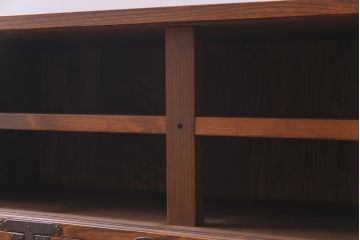 アンティーク家具　和製アンティーク　鉄脚　前面ケヤキ材　二本松箪笥をリメイクしたテレビ台(ローボード)