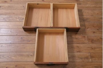 アンティーク家具　和製アンティーク　鉄脚　前面ケヤキ材　二本松箪笥をリメイクしたテレビ台(ローボード)