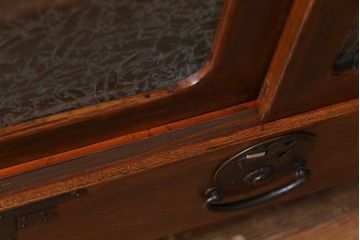 アンティーク家具　和製アンティーク　鉄脚　前面ケヤキ材　二本松箪笥をリメイクしたテレビ台(ローボード)