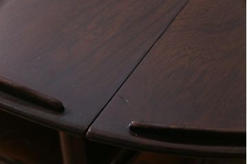 ヴィンテージ家具　イギリスビンテージ　ERCOL(アーコール)　上品で洗練されたデザインのバタフライトロリー(キッチンワゴン、キャスターワゴン)