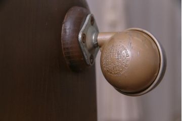 ヴィンテージ家具　イギリスビンテージ　ERCOL(アーコール)　上品で洗練されたデザインのバタフライトロリー(キッチンワゴン、キャスターワゴン)