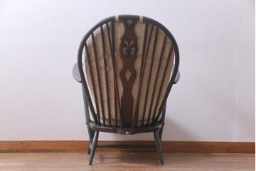ペイント家具　ERCOL(アーコール)　シスルバック　クッション付き　ラウンジチェア(イージーチェア、椅子、アームチェア)