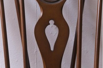 ペイント家具　ERCOL(アーコール)　シスルバック　クッション付き　ラウンジチェア(イージーチェア、椅子、アームチェア)